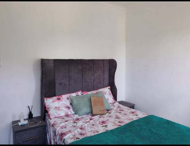2 BEDROOM APARTMENT FOR SALE IN SYDENHAM